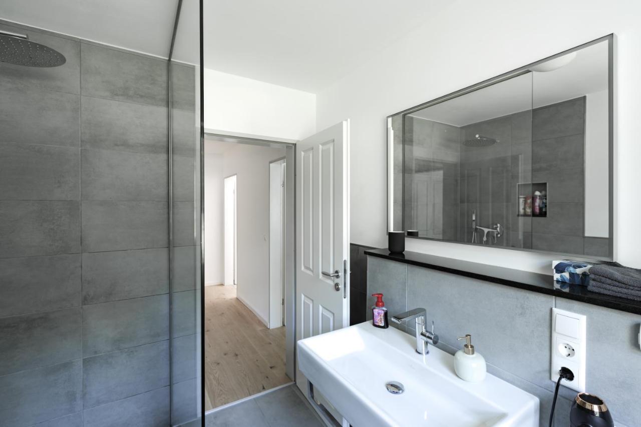 Grosse Gemuetliche Wohnung Mit Waldblick Colónia Exterior foto