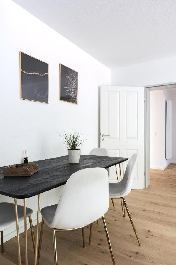 Grosse Gemuetliche Wohnung Mit Waldblick Colónia Exterior foto
