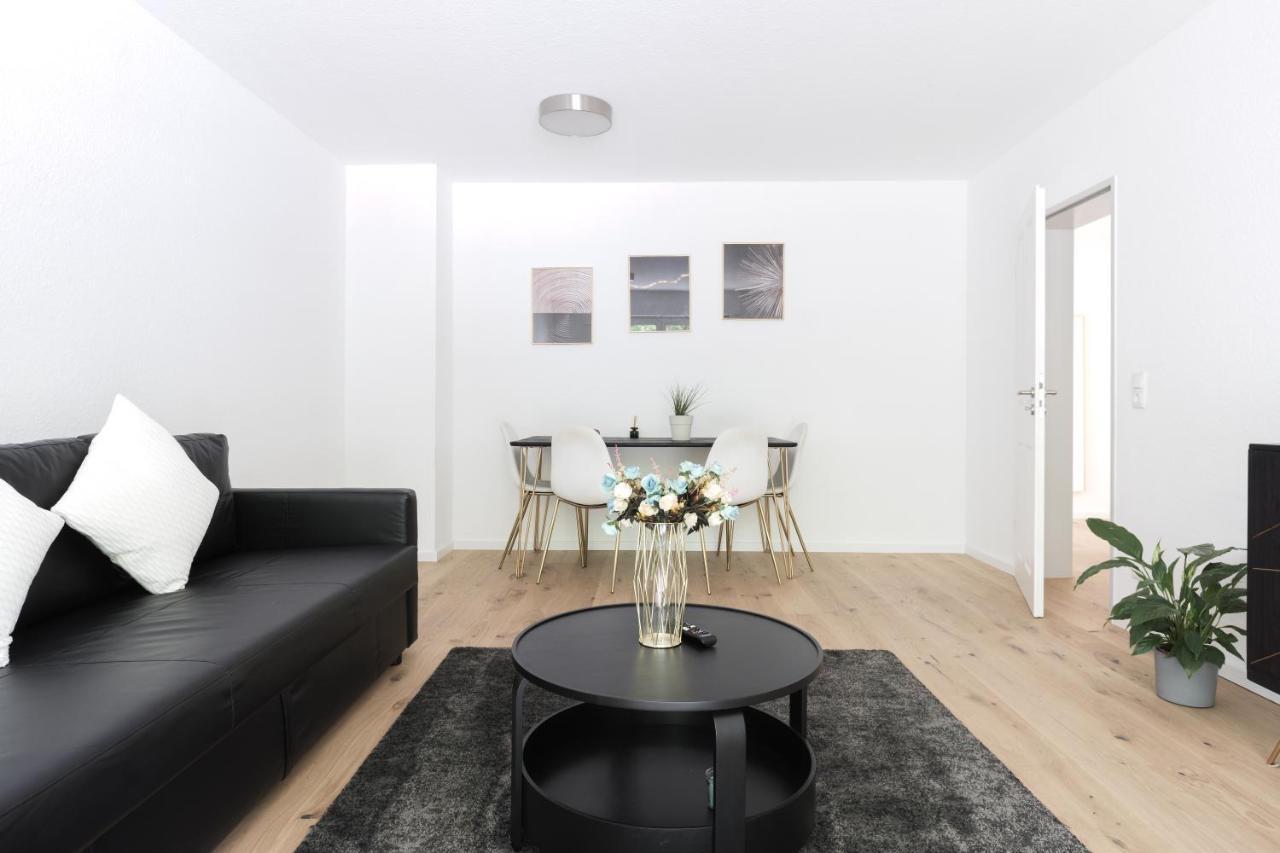 Grosse Gemuetliche Wohnung Mit Waldblick Colónia Exterior foto