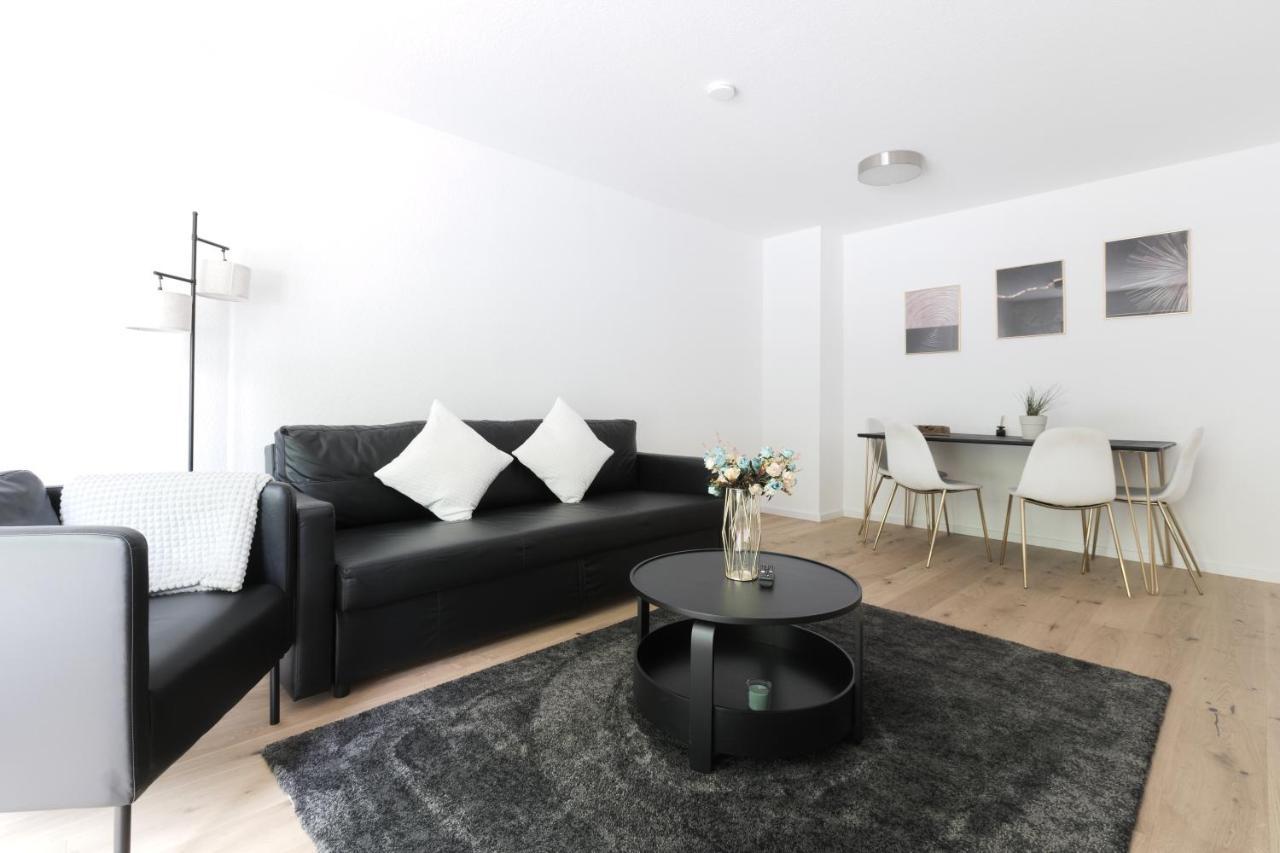 Grosse Gemuetliche Wohnung Mit Waldblick Colónia Exterior foto