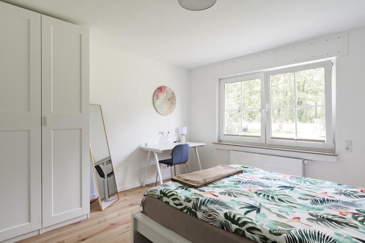 Grosse Gemuetliche Wohnung Mit Waldblick Colónia Exterior foto